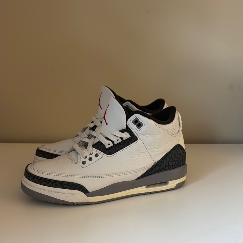 Air Jordan 3 Retro Men’s Sneakers - White/Black/Red